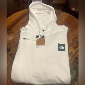 NWT North Face Men’s Hoodie